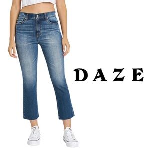 DAZE Denim High-Rise Kick Flare Jeans “Shy Girl in Snooze” – Size 30